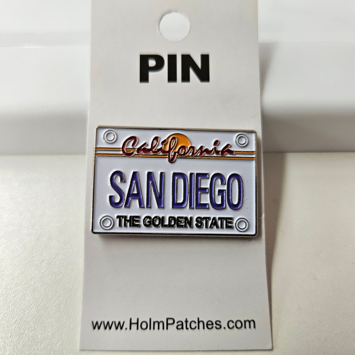 SAN DIEGO CA License Plate lapel hat pin - Carded 0475-4708