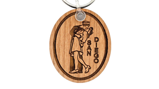 San Diego Sailor and Nurse Kissing California Keychain Wood Keyring Souvenir Key Ring Key Chain